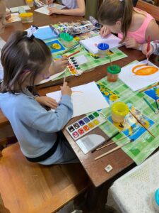 Подробнее о статье Мастер-класс по изобразительному искусству «Рисуем вкусно»
