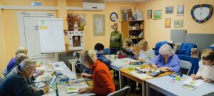 Подробнее о статье 🎨 Творческий полёт с «Активным долголетием», ДК «Энергия», г. Чехов.