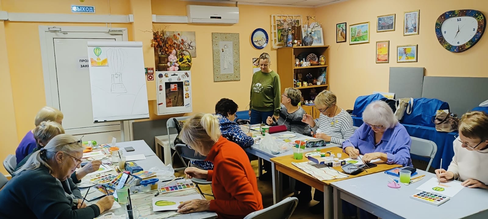 Вы сейчас просматриваете 🎨 Творческий полёт с «Активным долголетием», ДК «Энергия», г. Чехов.