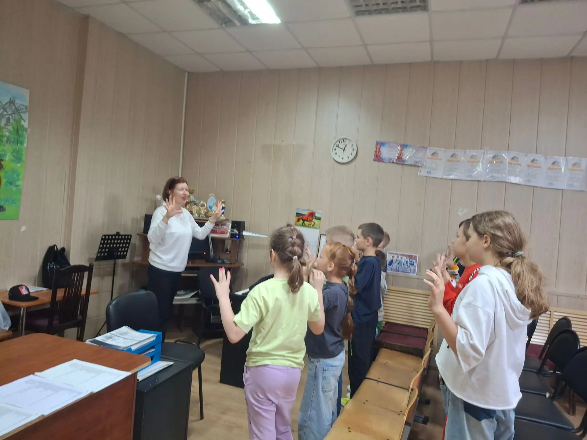 Вы сейчас просматриваете Мастер — класс по вокалу «Споёмте, друзья!»